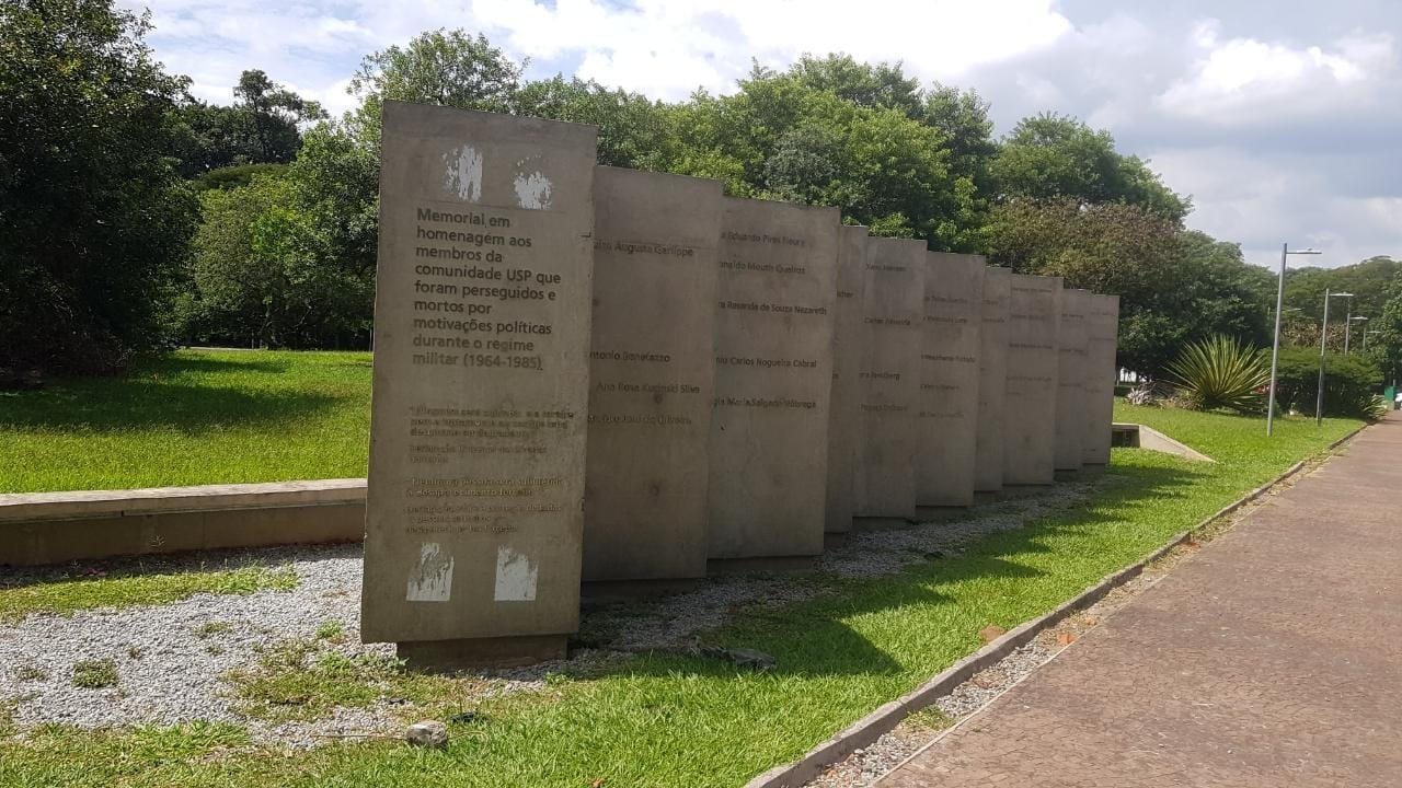 Praça da Sé - Memorial da Resistência